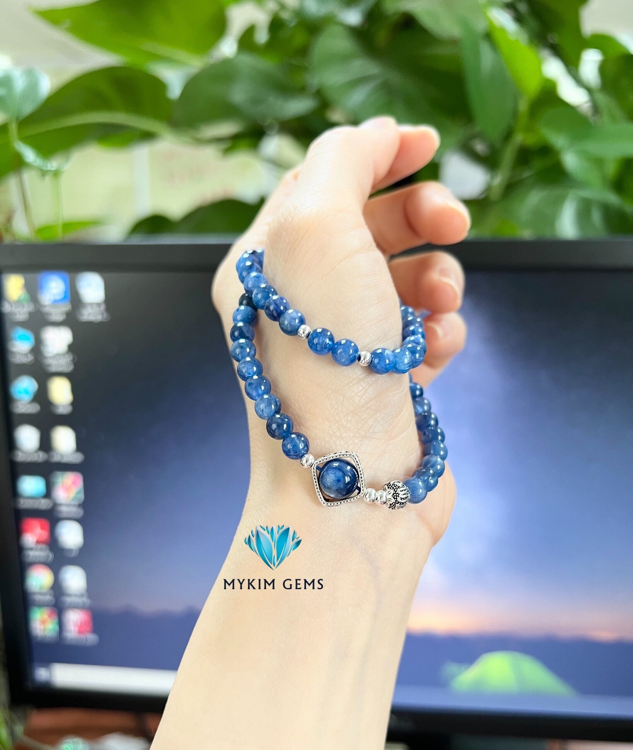 Chuỗi Vòng Kyanite 6mm+Hạt Kyanite 10mm Mix Charm Bạc