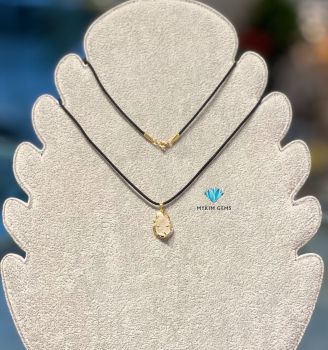 Mặt Dây Chuyền Tỳ Hưu Moonstone Bọc Vàng 10k