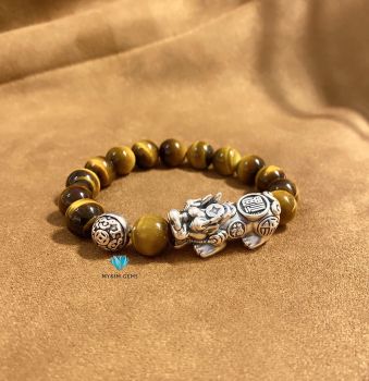 Vòng Mắt Hổ Nâu 12mm Mix Charm Tỳ Hưu Bạc